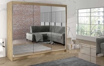 Szafa przesuwna trzydrzwiowa z lustrami