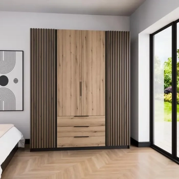 duża szafa  lamelami i lustrem wysoka